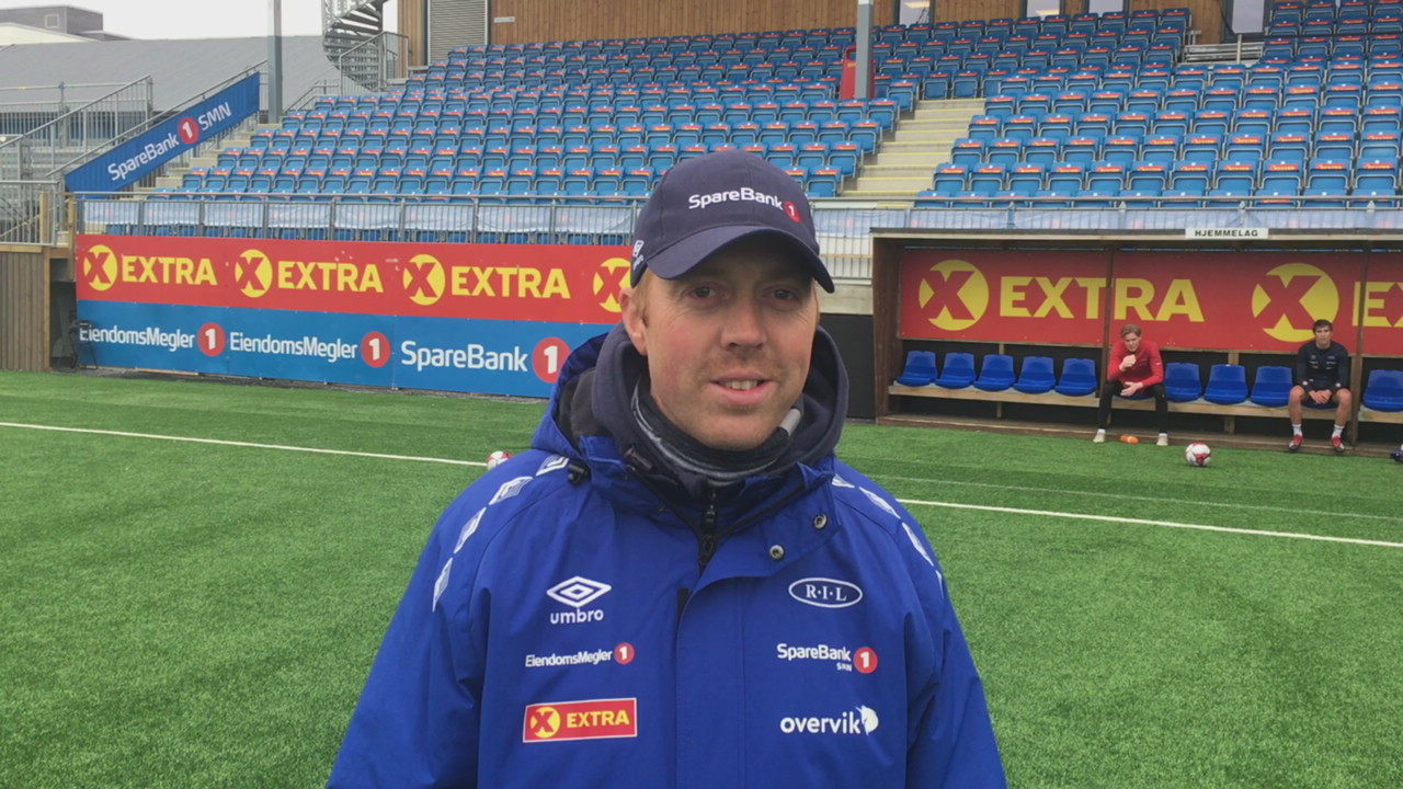 30D14DCD-C1FD-4EB2-B0F7-6A4A18592BB1.MOV